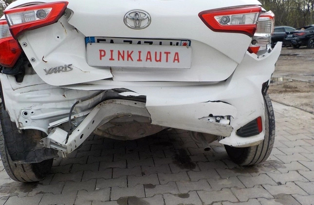 Toyota Yaris cena 24900 przebieg: 53685, rok produkcji 2018 z Skała małe 301